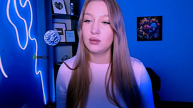 Snapshot of playful_sophie chatting on 12/01/25, 04:28 playful sophie online show from 12/01/25, 04:28