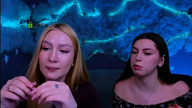 playful sophie online show from 04/22/26, 07:26