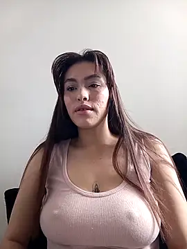 eriika deep  online show from 09/18/25, 05:04