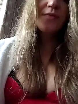 KattyLuuu online show from 02/15/26, 12:58