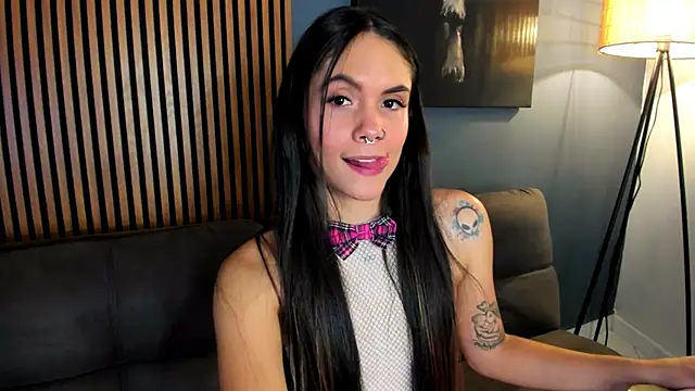 Gaby Ferrer online show from 09/12/25, 02:28