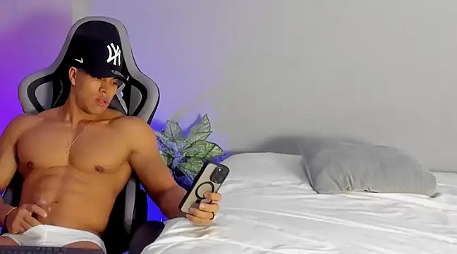 Romano kentt12 online show from 01/10/25, 02:46