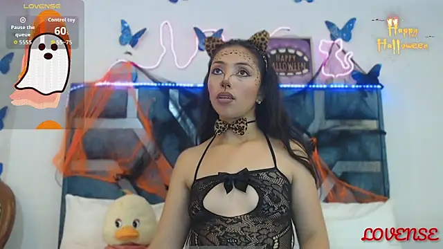 Roxan Fox- online show from 11/01/25, 02:35