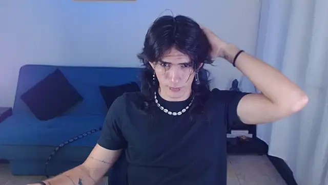 Snapshot of andreey50 chatting on 12/29/24, 11:29 andreey50 online show from 12/29/24, 11:29