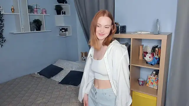 Snapshot of HarrmonSarah chatting on 12/20/24, 10:05 HarrmonSarah online show from 12/20/24, 10:05