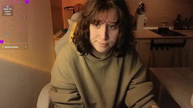 Snapshot of whatamarrie chatting on 12/29/24, 06:49 whatamarrie online show from 12/29/24, 06:49