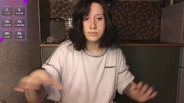 Snapshot of whatamarrie chatting on 01/27/25, 11:11 whatamarrie online show from 01/27/25, 11:11