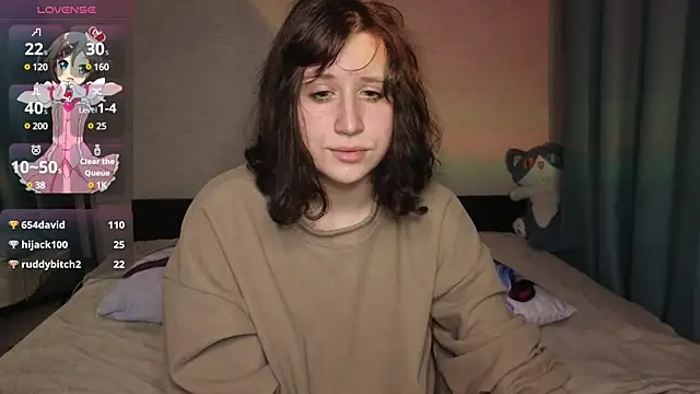 Snapshot of whatamarrie chatting on 02/14/25, 01:34 whatamarrie online show from 02/14/25, 01:34