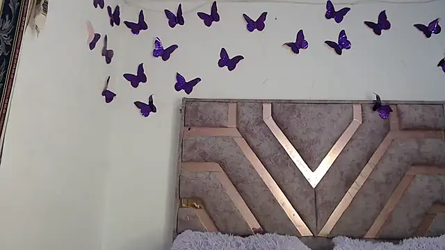 Anny Fox- online show from 04/24/26, 04:04