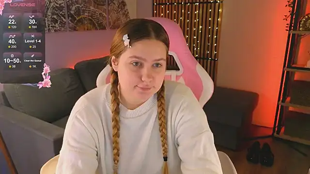 Snapshot of Ellie_Wellie chatting on 03/05/25, 11:49 Ellie Wellie online show from 03/05/25, 11:49