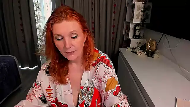 Fire-Fox-One online show from 10/07/25, 08:33