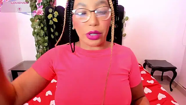 Snapshot of AmyBriiggs chatting on 03/22/26, 07:12 AmyBriiggs online show from 03/22/26, 07:12