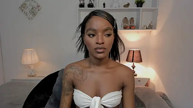 Zizi-campbel online show from 12/28/24, 06:40