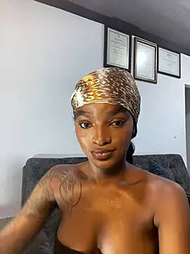 Zizi-campbel online show from 03/11/25, 09:02