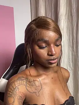 Zizi-campbel online show from 09/18/25, 07:54