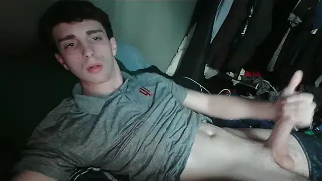 Snapshot of cw1ss chatting on 11/07/25, 08:31 cw1ss online show from 11/07/25, 08:31