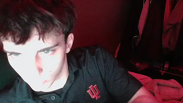 Snapshot of cw1ss chatting on 11/14/25, 02:54 cw1ss online show from 11/14/25, 02:54