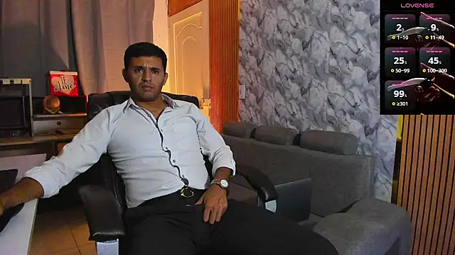 Hideintheoffice online show from 02/12/26, 07:36