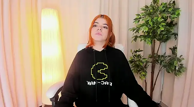 Snapshot of Maddy_bennet chatting on 02/28/25, 09:58 Maddy bennet online show from 02/28/25, 09:58