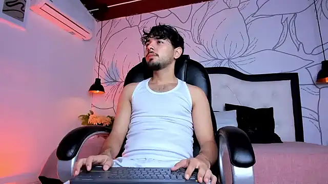 Samir bear online show from 09/24/25, 12:41