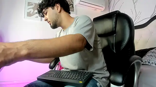 Samir bear online show from 02/25/26, 12:48