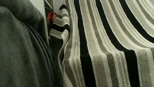 teek1234 1 online show from 03/17/26, 04:06