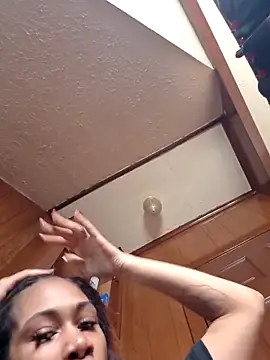 carmelbbyx22 online show from 04/21/26, 12:55