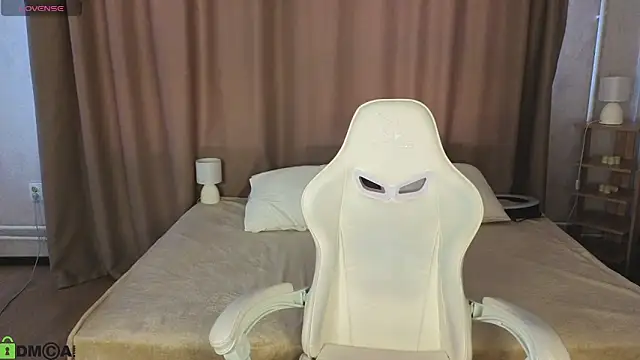 Cheryl  Brown online show from 04/24/26, 01:19