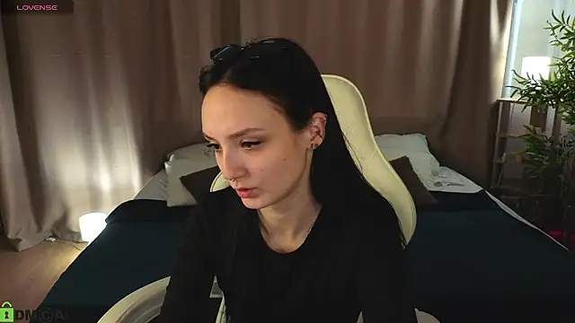 Snapshot of Cheryl__Brown chatting on 05/19/26, 01:11 Cheryl Brown online show from 05/19/26, 01:11