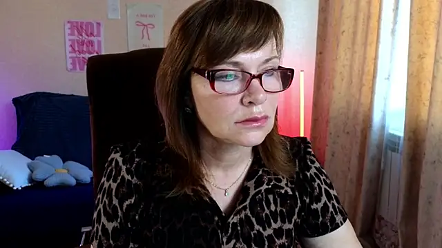 Miss Moren online show from 06/25/26, 04:12