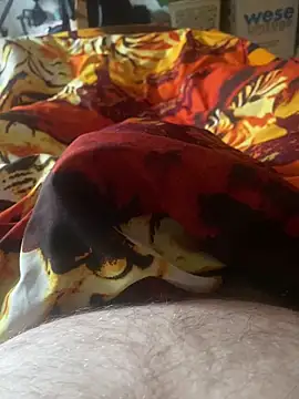 makedaddyhappy6 online show from 12/18/25, 10:21