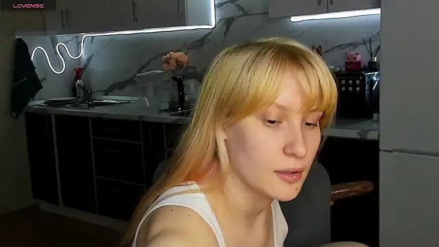 Sweet white chocolate online show from 03/02/26, 06:03