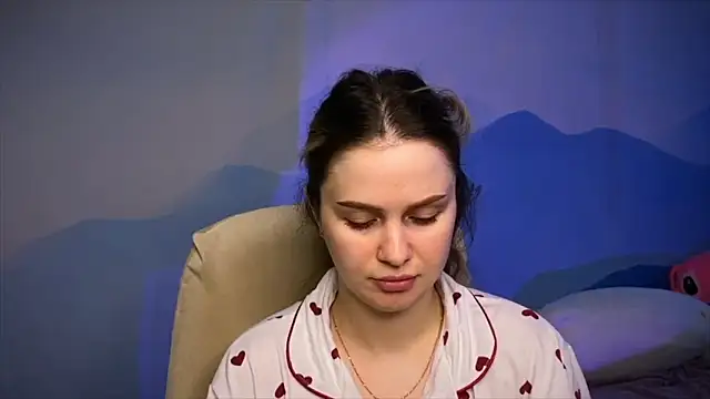 Snapshot of IlonaMurf chatting on 03/07/26, 10:12 IlonaMurf online show from 03/07/26, 10:12