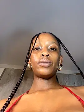 Snapshot of teddy04 chatting on 11/02/25, 12:18 teddy04 online show from 11/02/25, 12:18