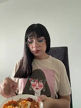 RoseCassie online show from 03/09/25, 08:10