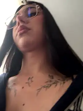 RoseCassie online show from 01/08/26, 12:18