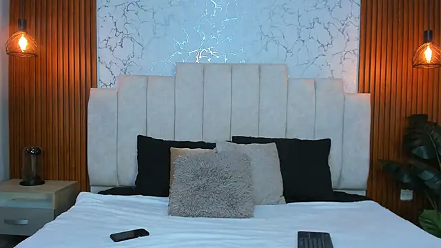 AinaraJimenez online show from 02/10/25, 03:13