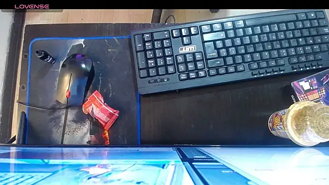 mia collens online show from 03/06/25, 01:27