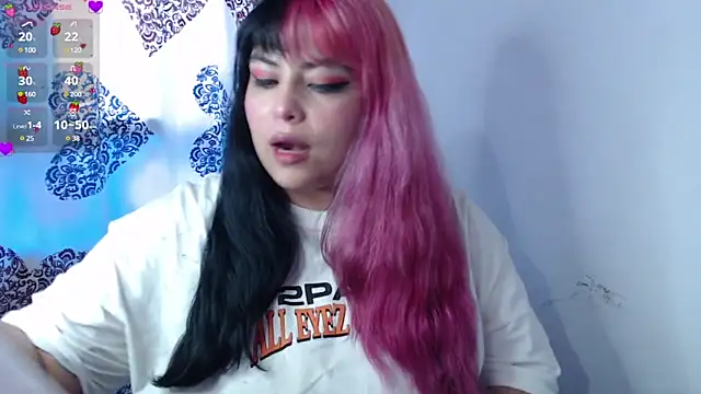 Snapshot of Pinky-Flower chatting on 12/30/24, 10:23 Pinky-Flower online show from 12/30/24, 10:23