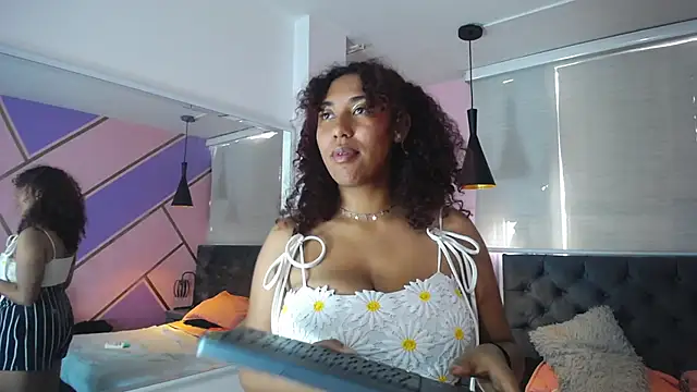 lauraltt online show from 01/27/25, 04:22