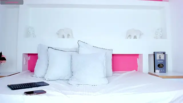 KendalPrince online show from 10/22/25, 02:50