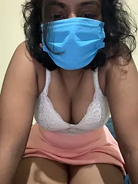 priyadevi17 online show from 02/01/25, 12:29