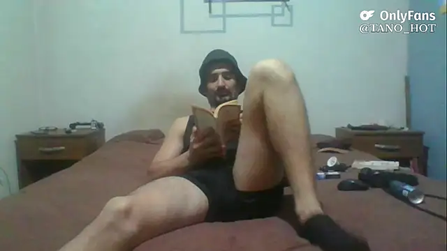 italianbighorse22 online show from 11/11/25, 05:07