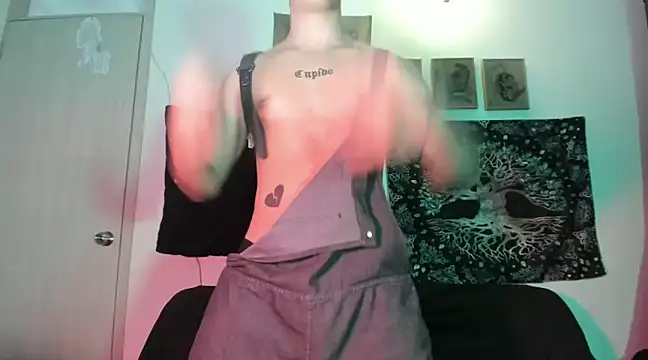 Snapshot of Antonello_Vannucci chatting on 01/24/25, 12:09 Antonello Vannucci online show from 01/24/25, 12:09