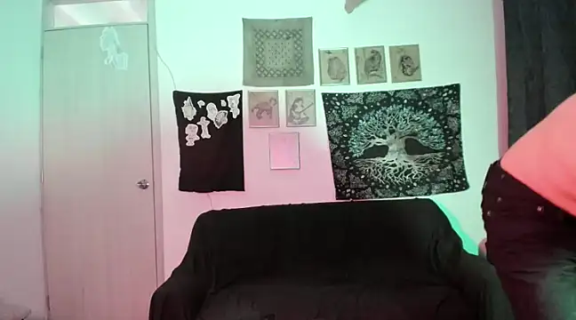 Snapshot of Antonello_Vannucci chatting on 01/25/25, 10:18 Antonello Vannucci online show from 01/25/25, 10:18