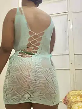 Snapshot of beverlyxxxx chatting on 01/10/25, 07:43 beverlyxxxx online show from 01/10/25, 07:43