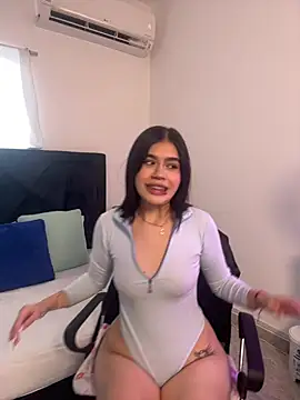 Lily Woodz online show from 01/10/26, 07:15