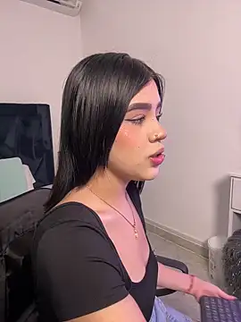 Lily Woodz online show from 02/02/26, 07:12