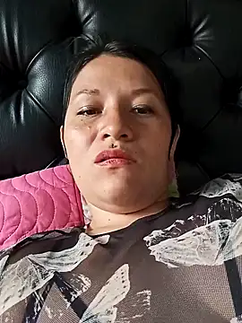 Snapshot of kattia_bk chatting on 12/20/24, 10:22 kattia bk online show from 12/20/24, 10:22