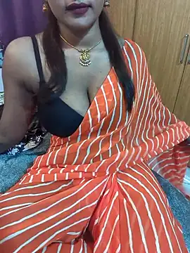 Snapshot of Mee_Neeharika chatting on 10/24/25, 02:13 Mee Neeharika online show from 10/24/25, 02:13